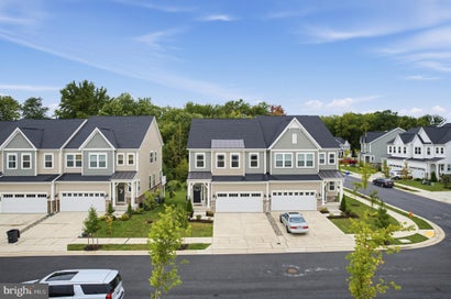 1910 WATERS LANDING DRIVE ESSEX MD 21221