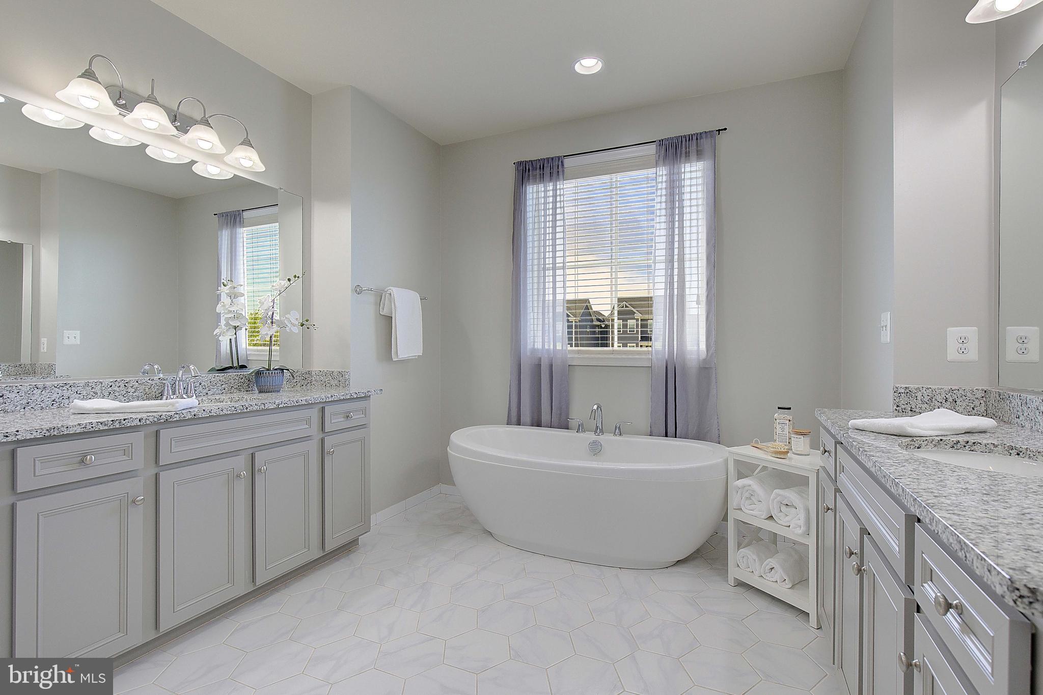 TWO RIVERS - Residential