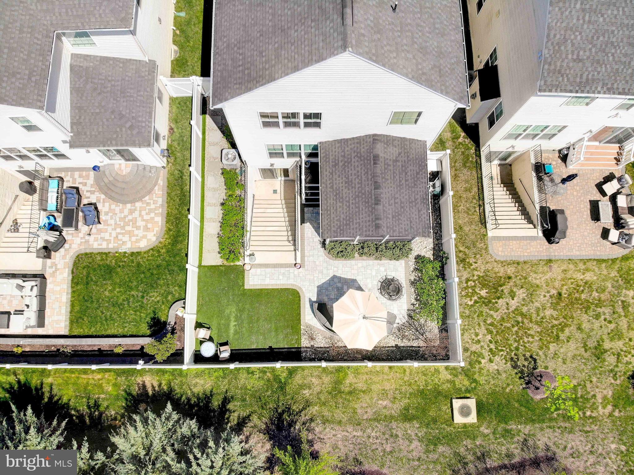 TWO RIVERS - Residential