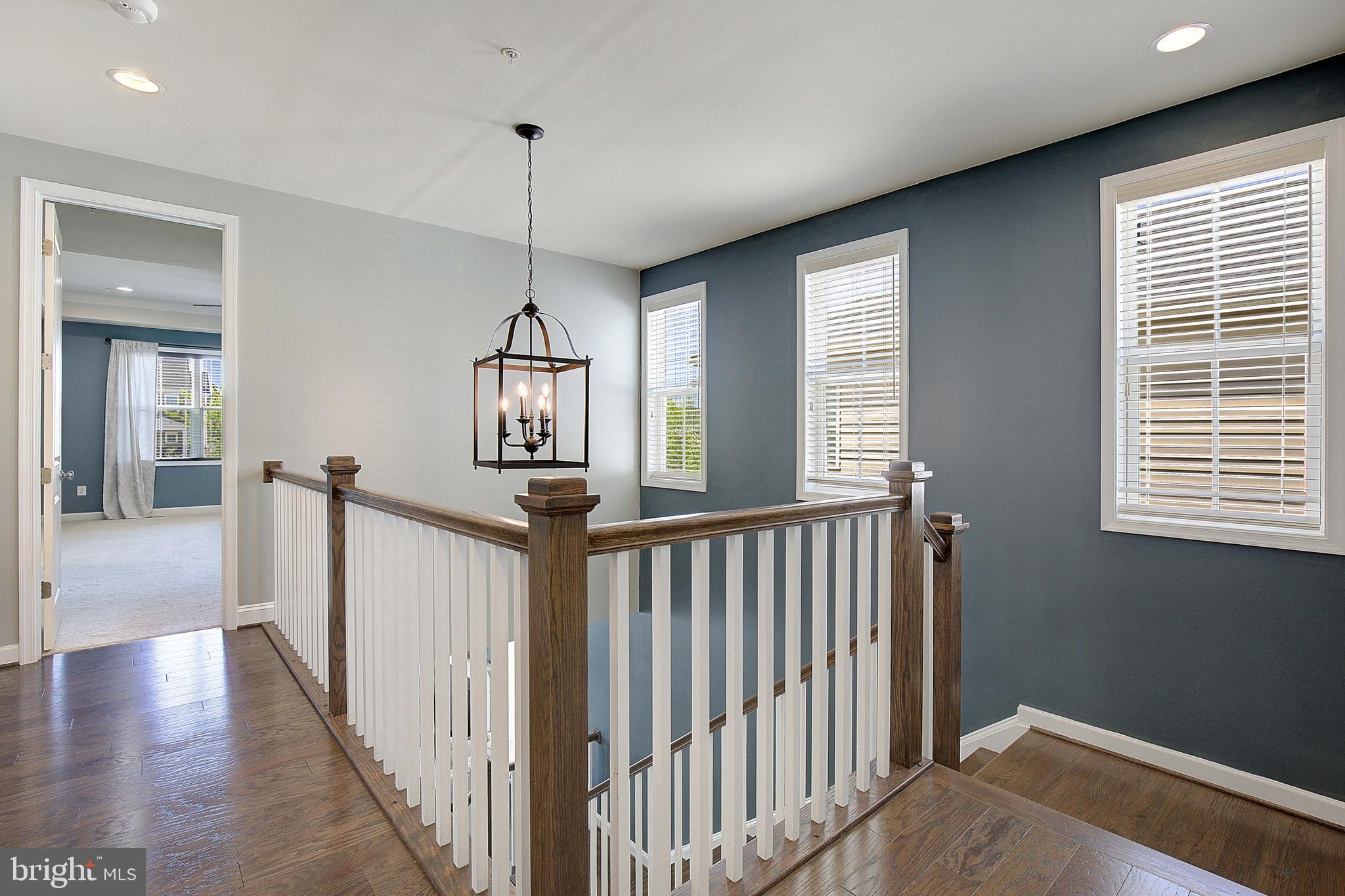 TWO RIVERS - Residential