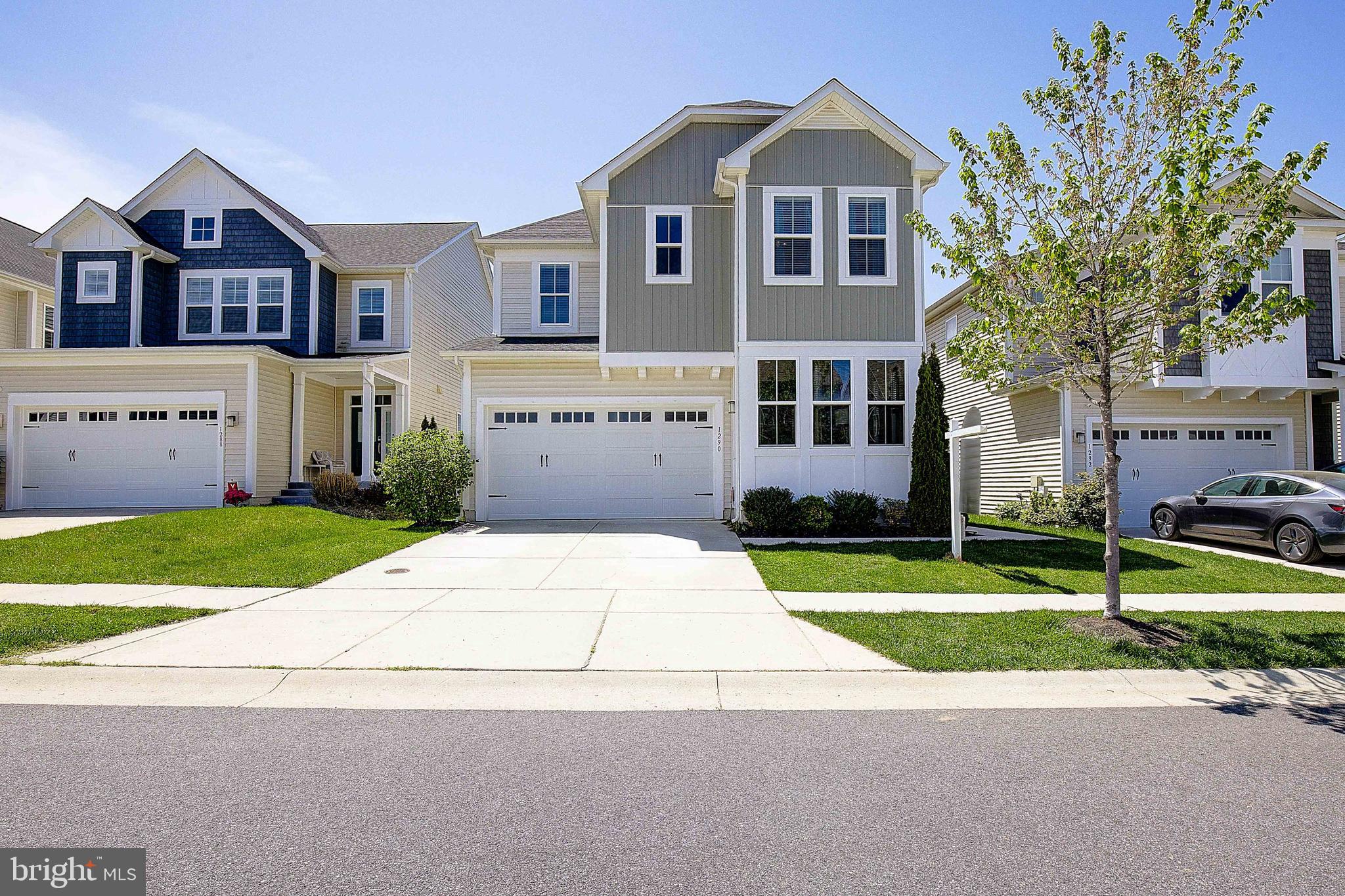 TWO RIVERS - Residential