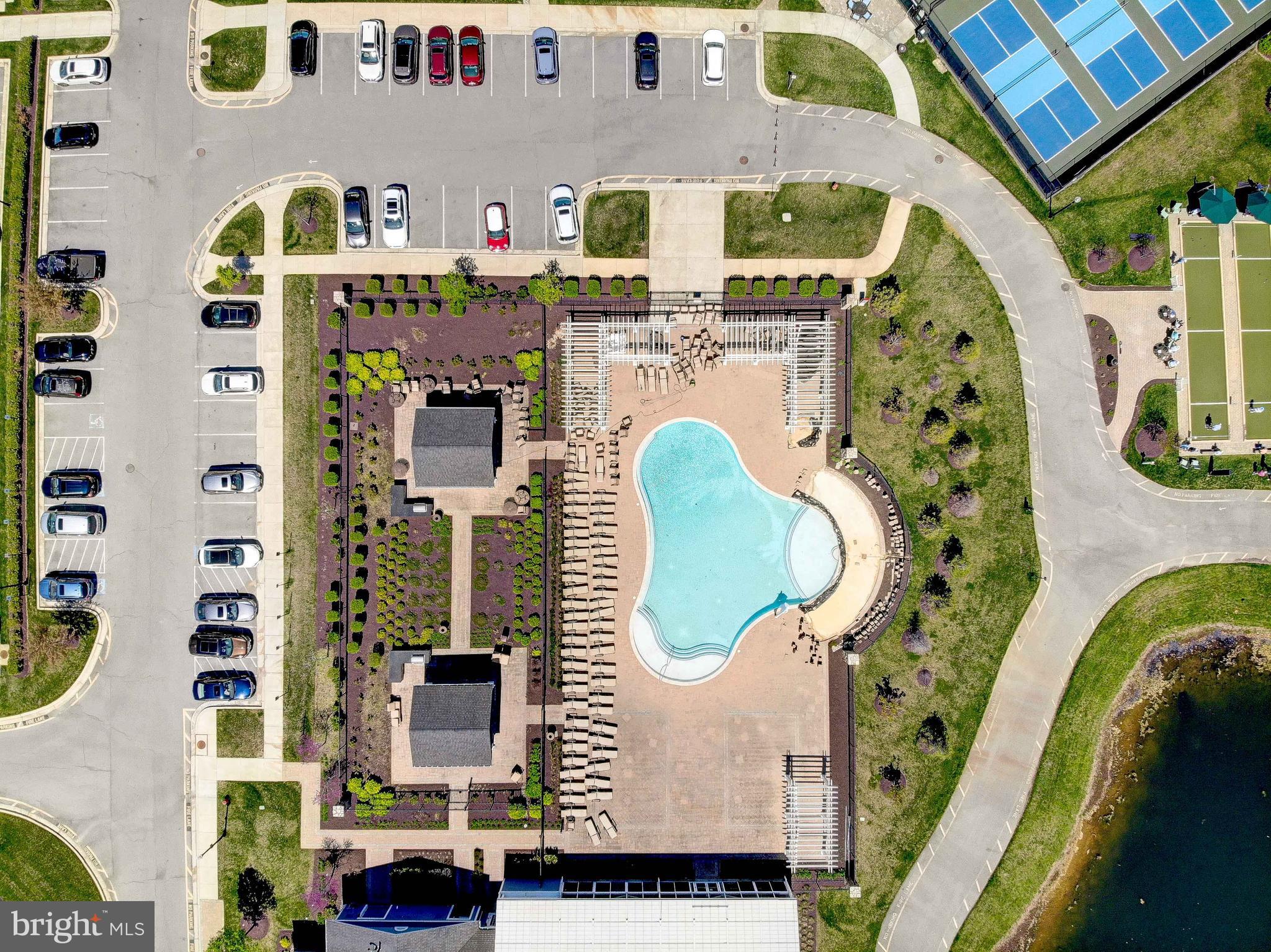 TWO RIVERS - Residential