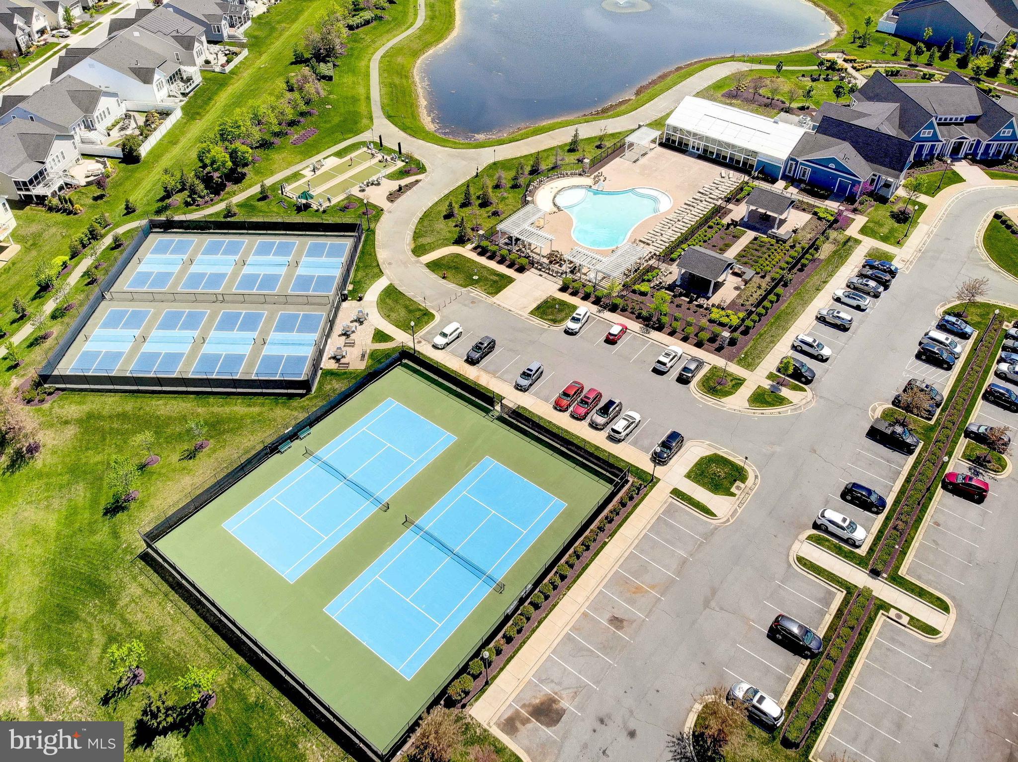 TWO RIVERS - Residential