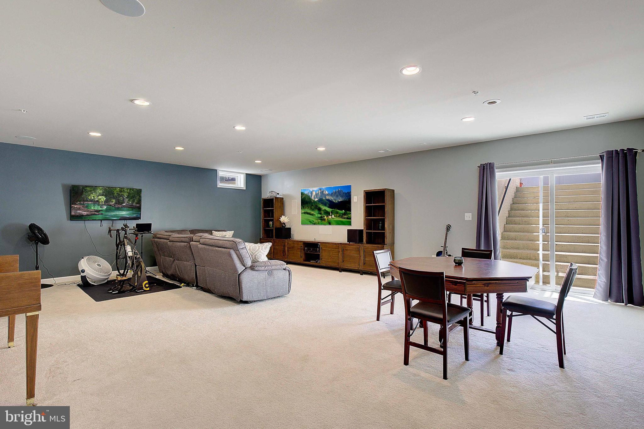 TWO RIVERS - Residential