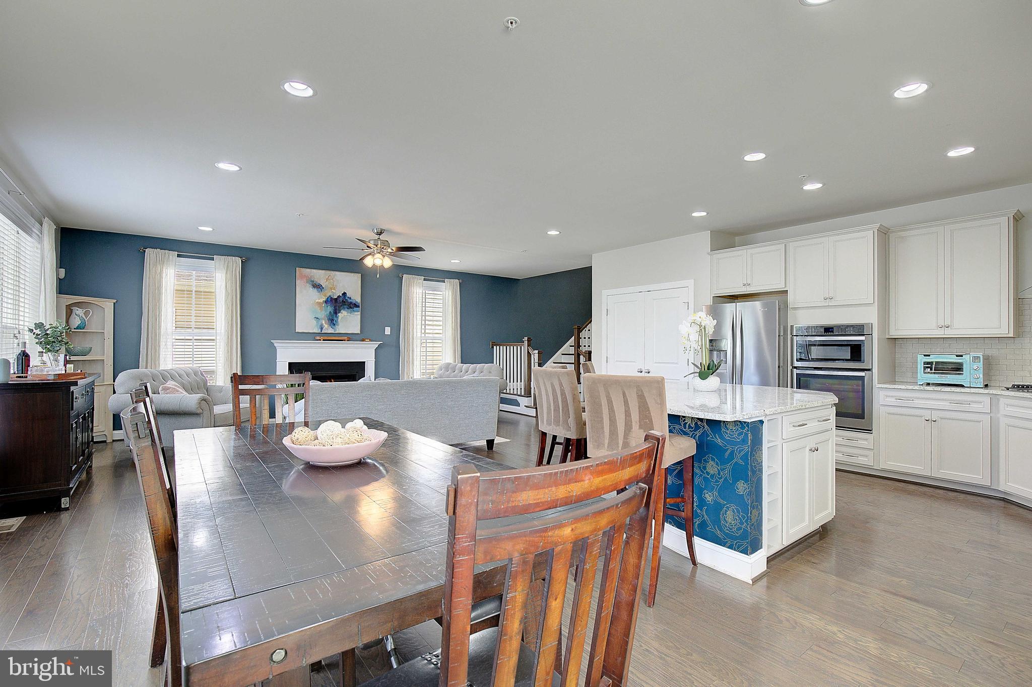 TWO RIVERS - Residential