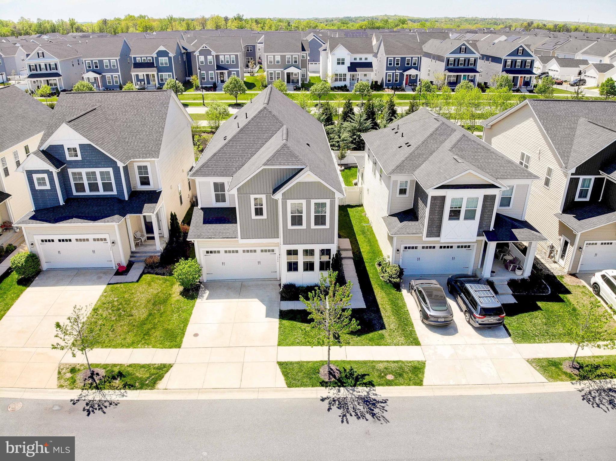 TWO RIVERS - Residential