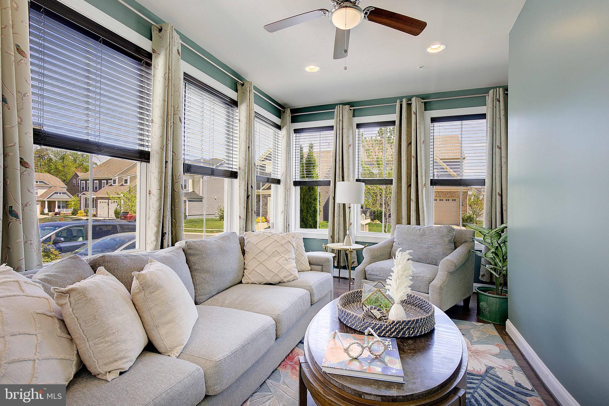 TWO RIVERS - Residential