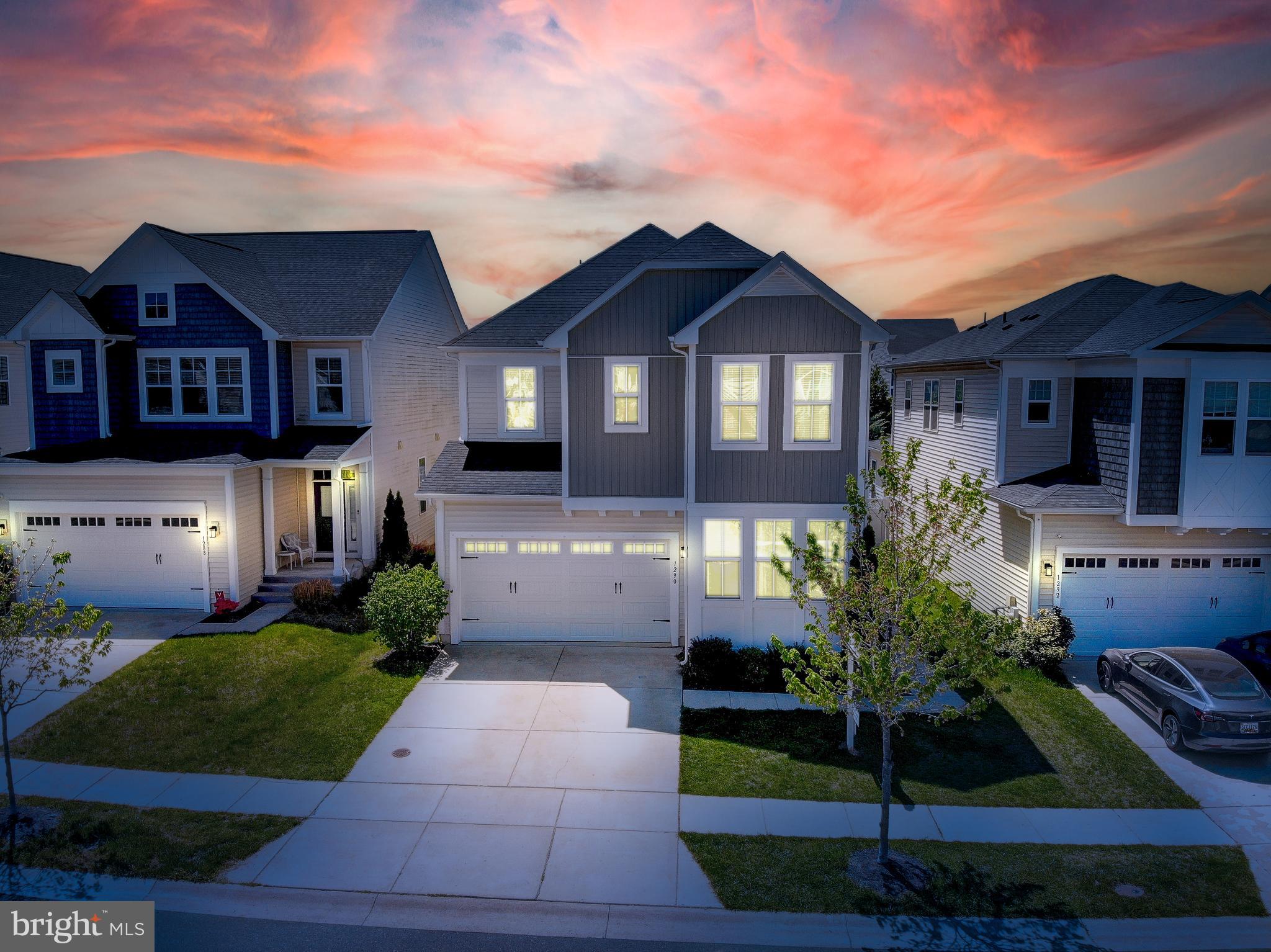 TWO RIVERS - Residential