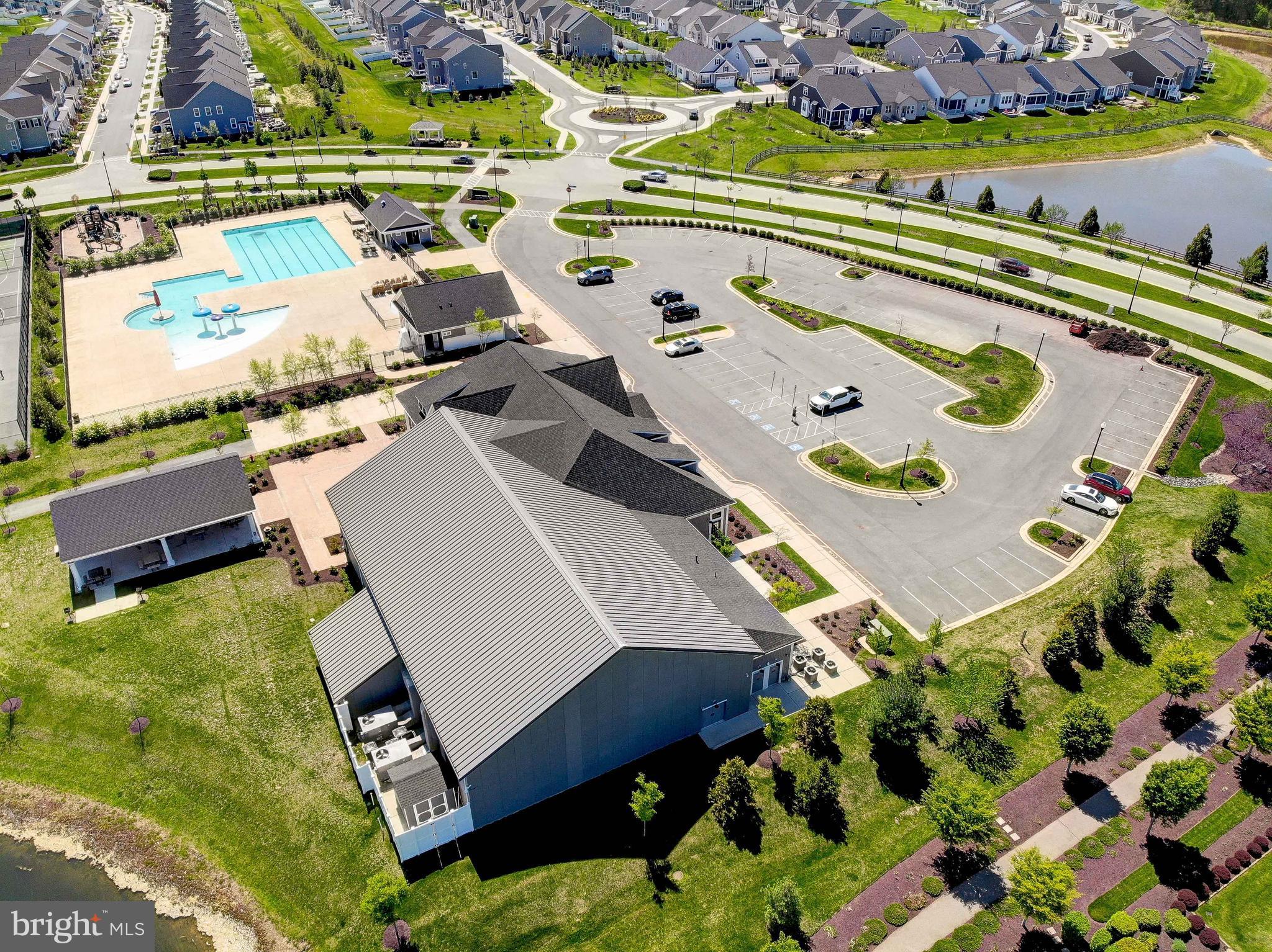 TWO RIVERS - Residential