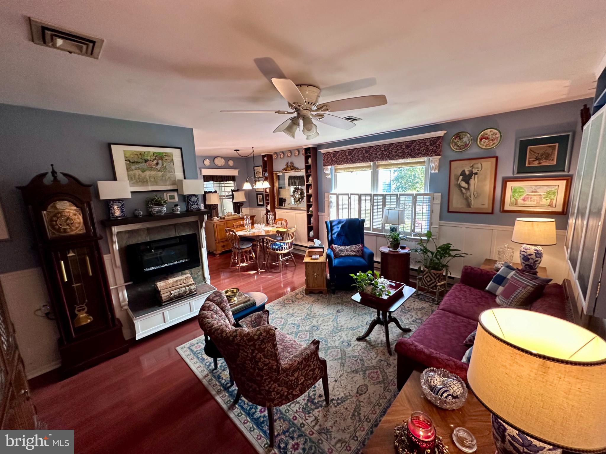 6 PICARDY PLACE