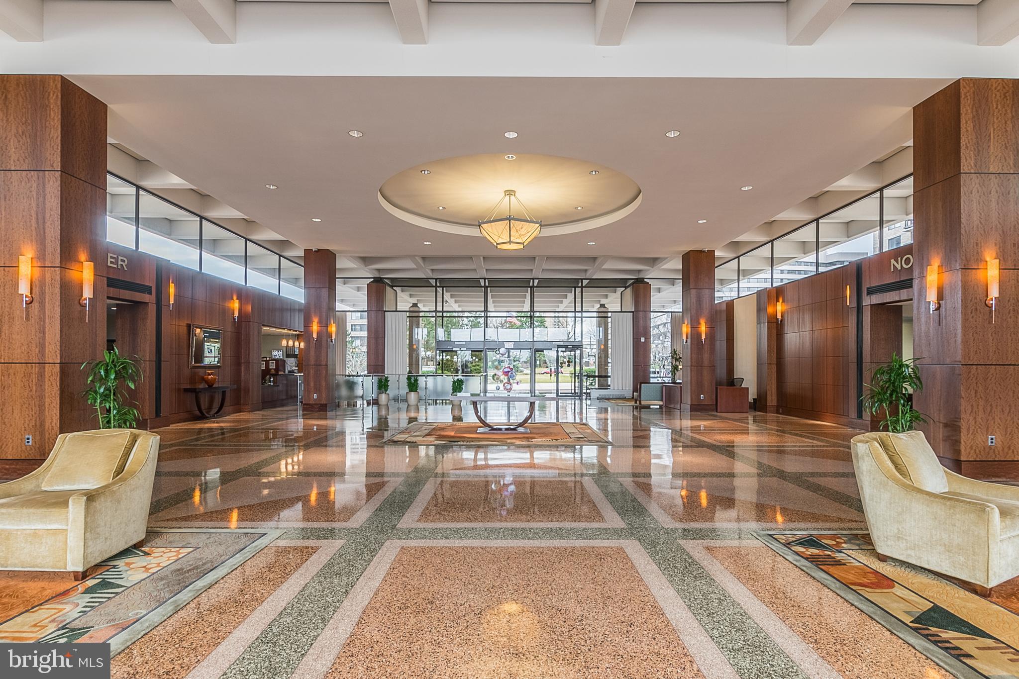 SKYLINE PLAZA - Residential