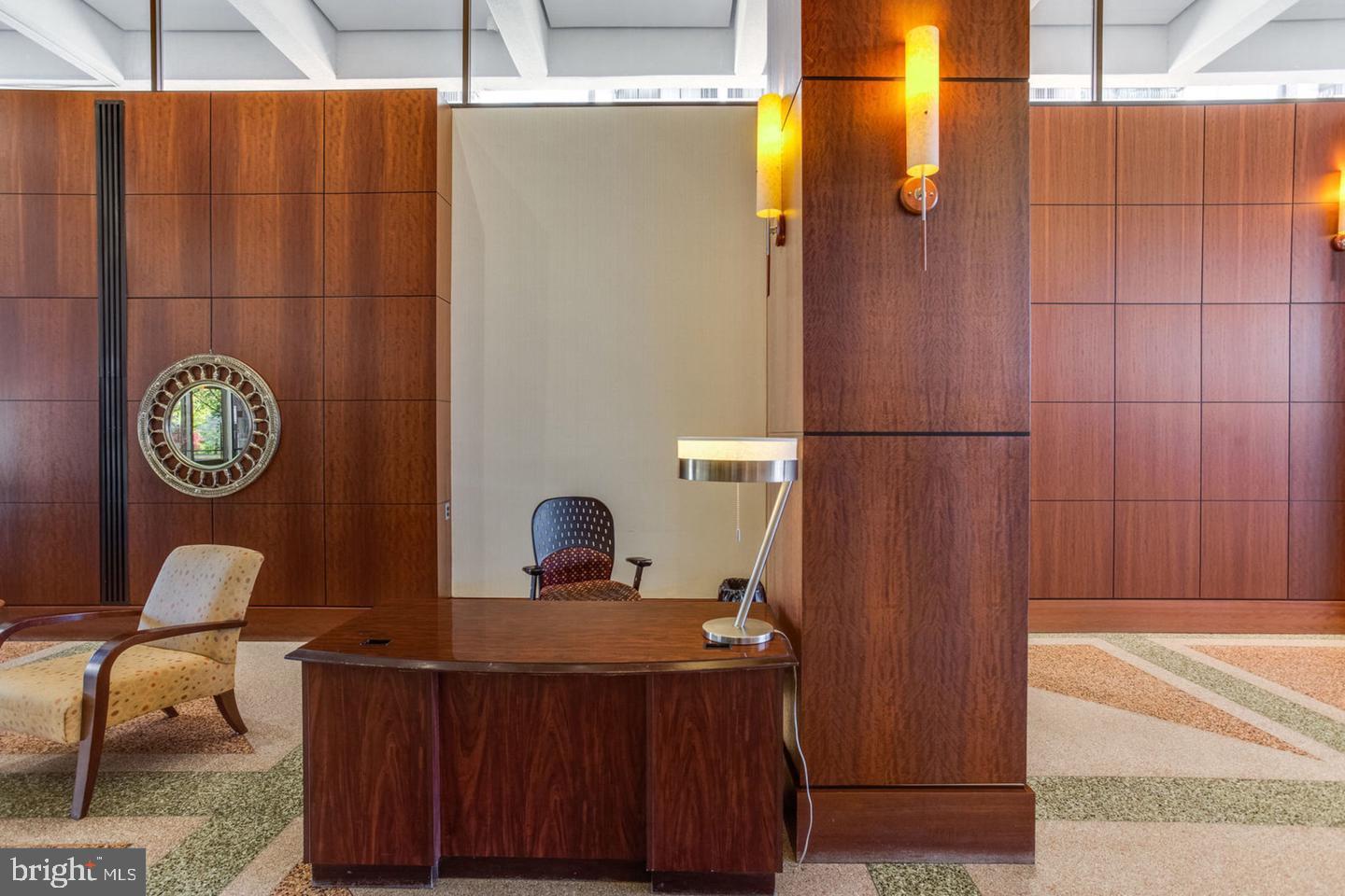 SKYLINE PLAZA - Residential