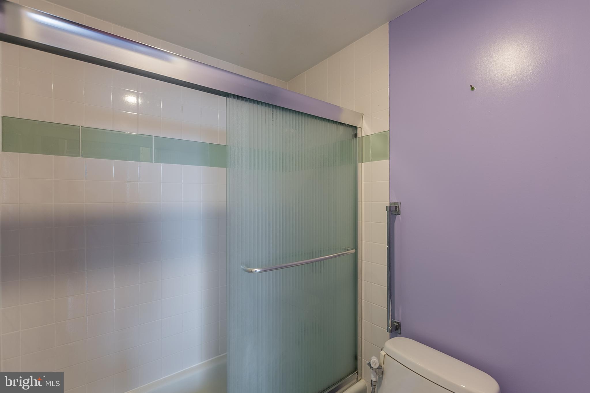 SKYLINE PLAZA - Residential