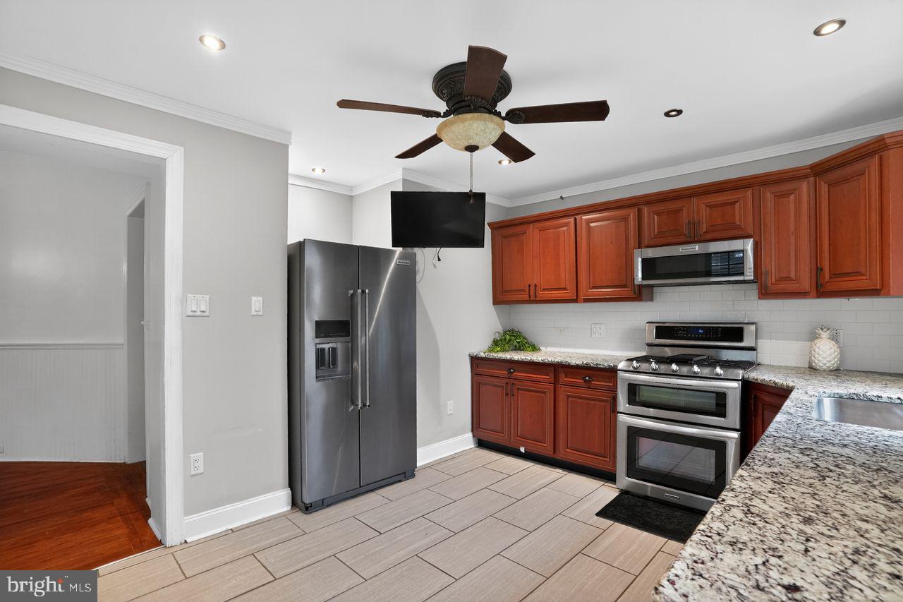 OVERBROOK FARMS - Residential