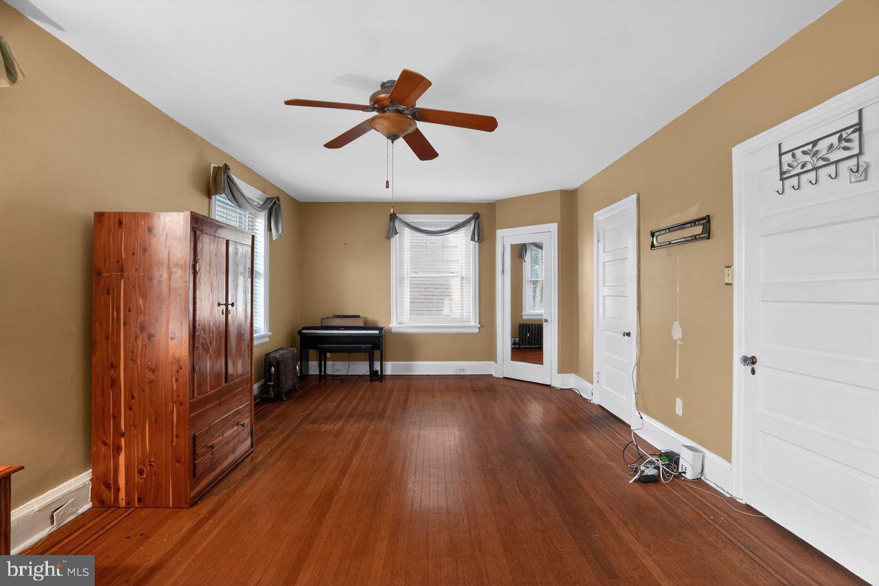 OVERBROOK FARMS - Residential
