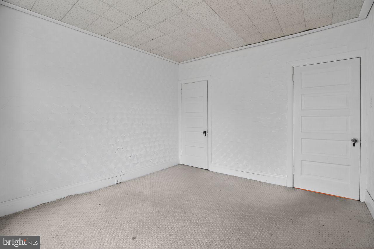 OVERBROOK FARMS - Residential