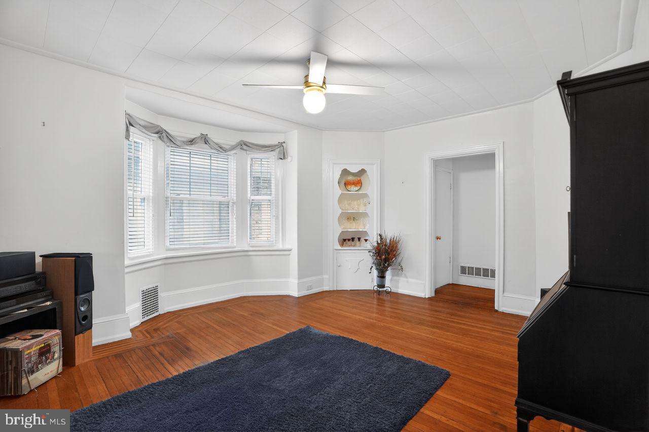 OVERBROOK FARMS - Residential