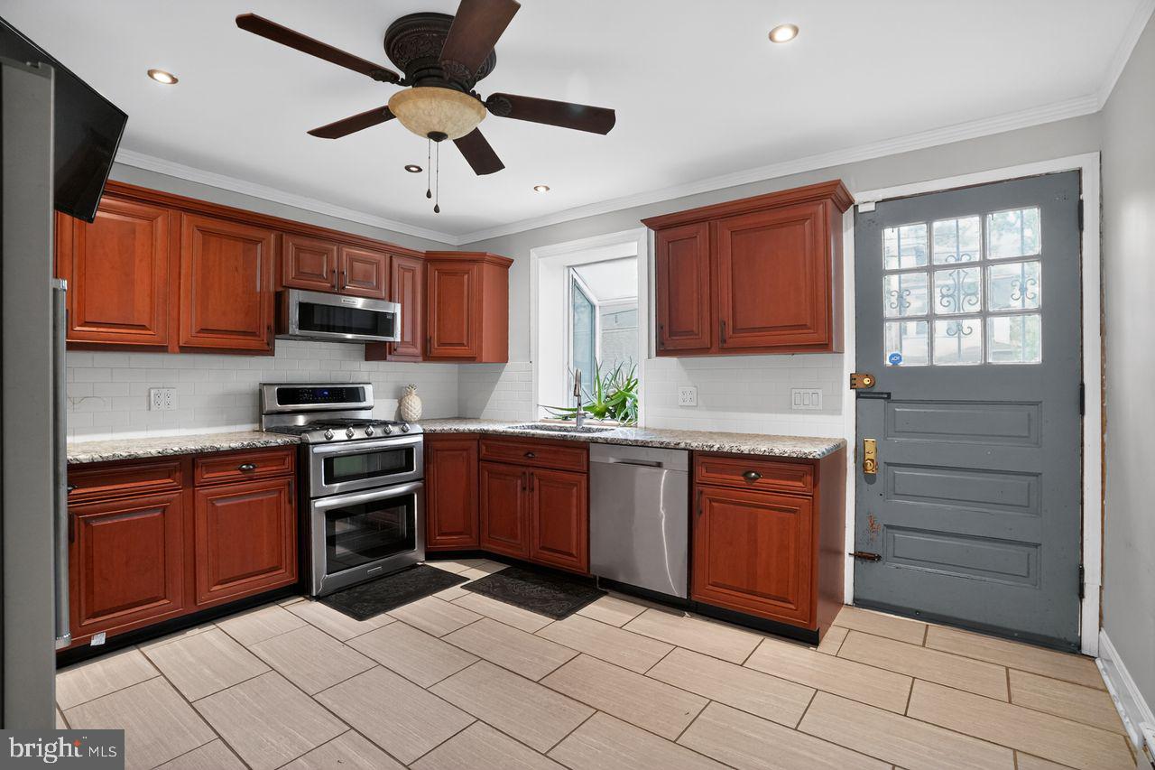 OVERBROOK FARMS - Residential