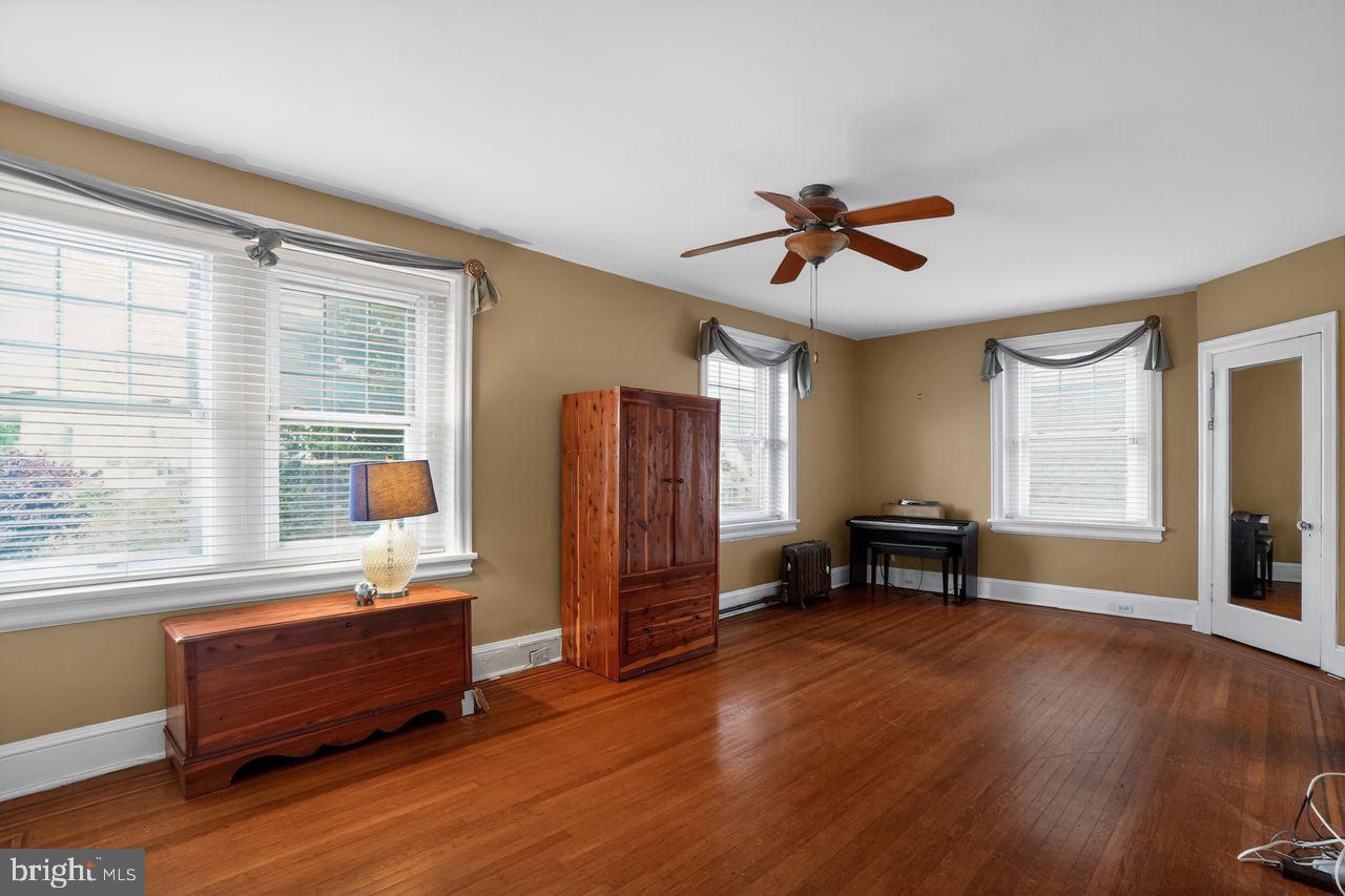 OVERBROOK FARMS - Residential