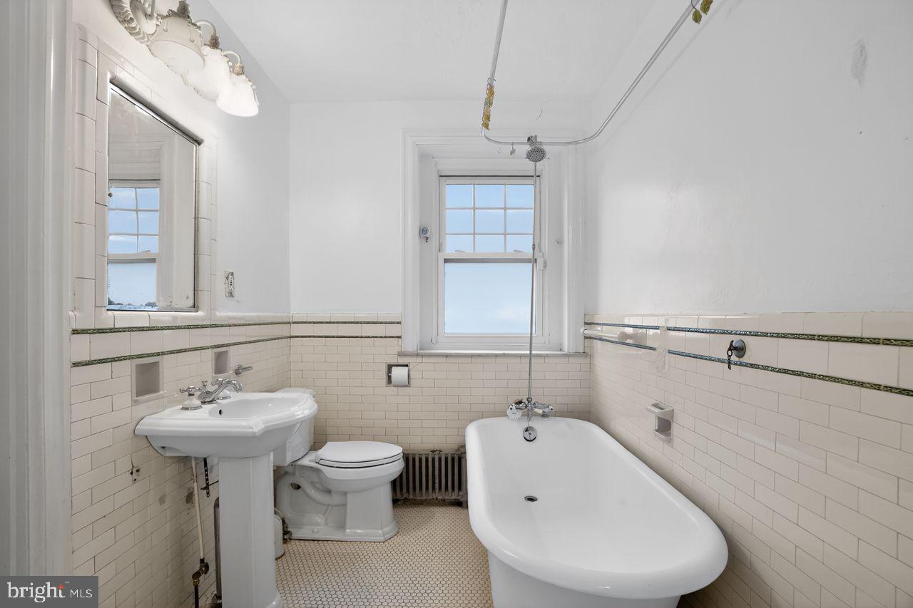 OVERBROOK FARMS - Residential