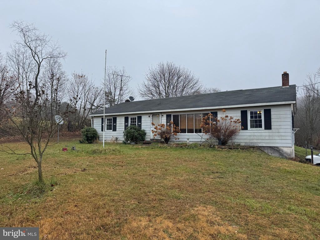 Photo of 3014 Peach Orchard Rd, MCCONNELLSBURG, PA 17233 (MLS # PAFU2001866)