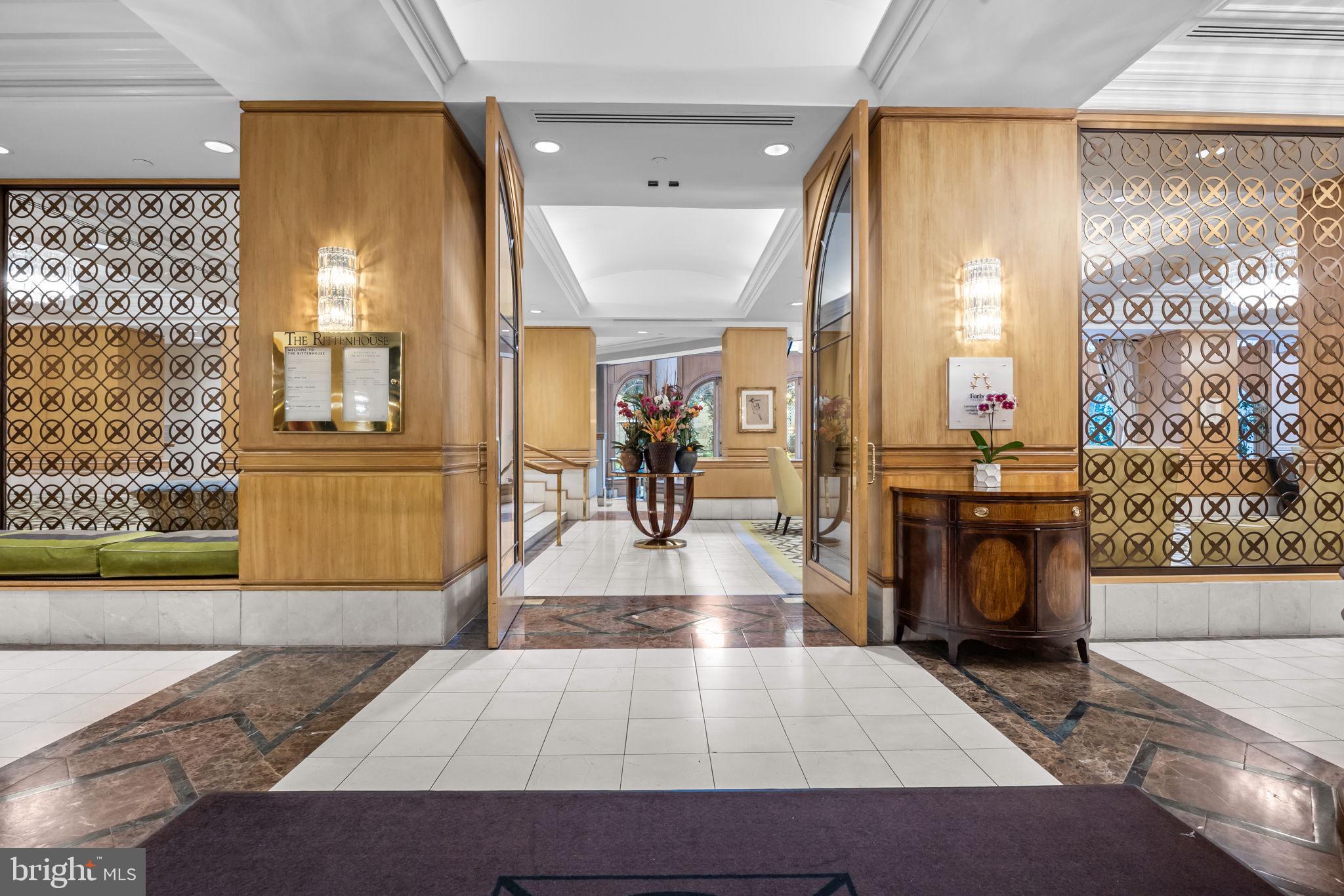 RITTENHOUSE SQUARE - Residential