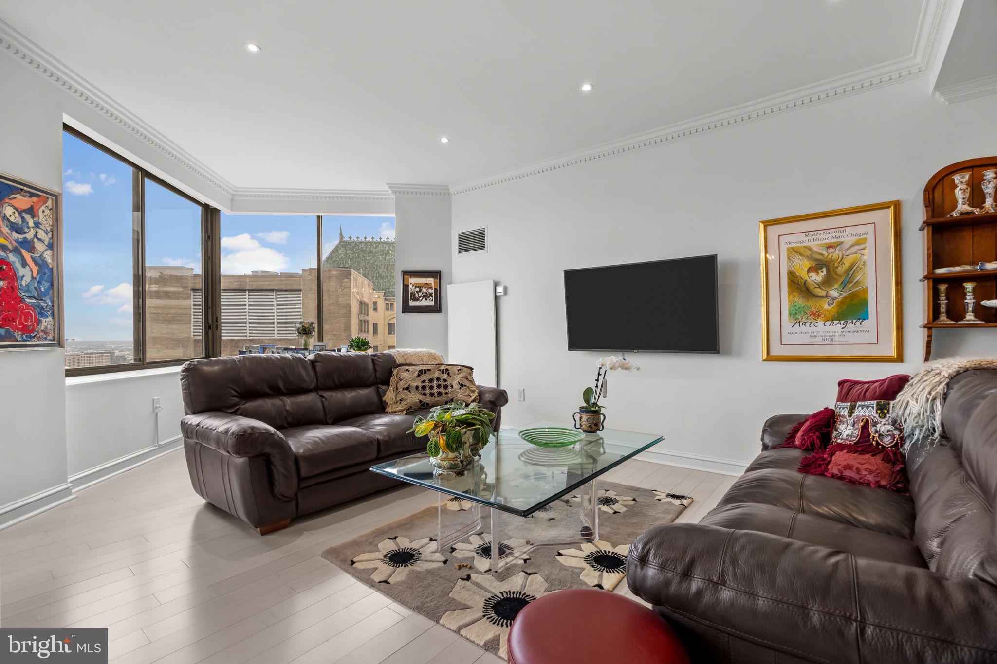 RITTENHOUSE SQUARE - Residential