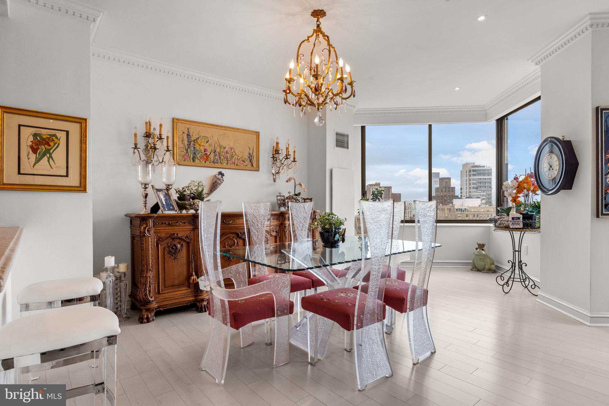 RITTENHOUSE SQUARE - Residential