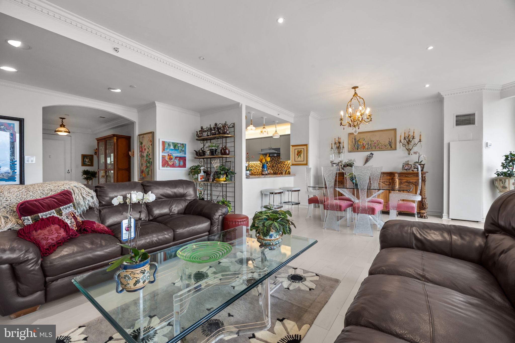 RITTENHOUSE SQUARE - Residential