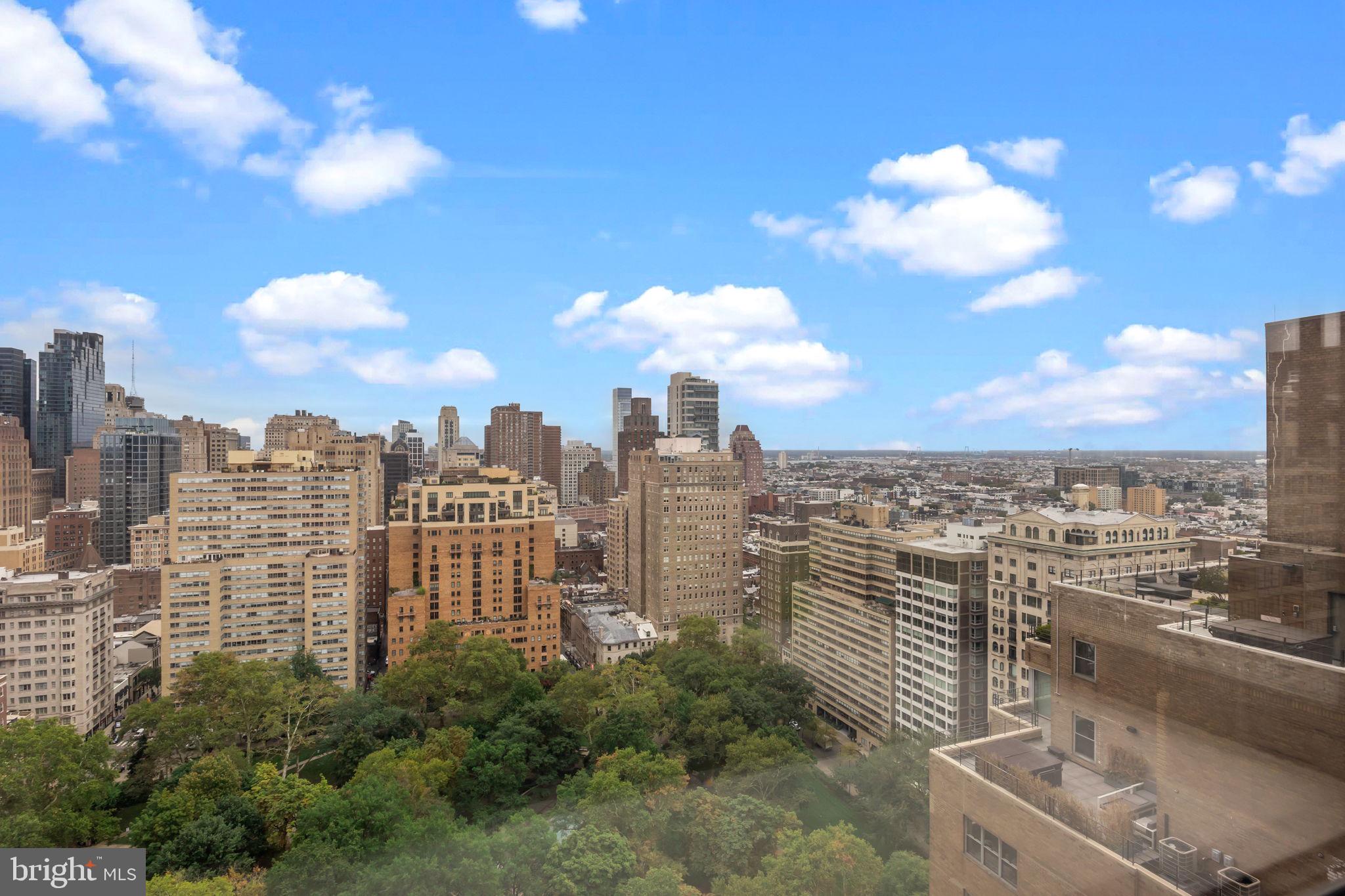 RITTENHOUSE SQUARE - Residential