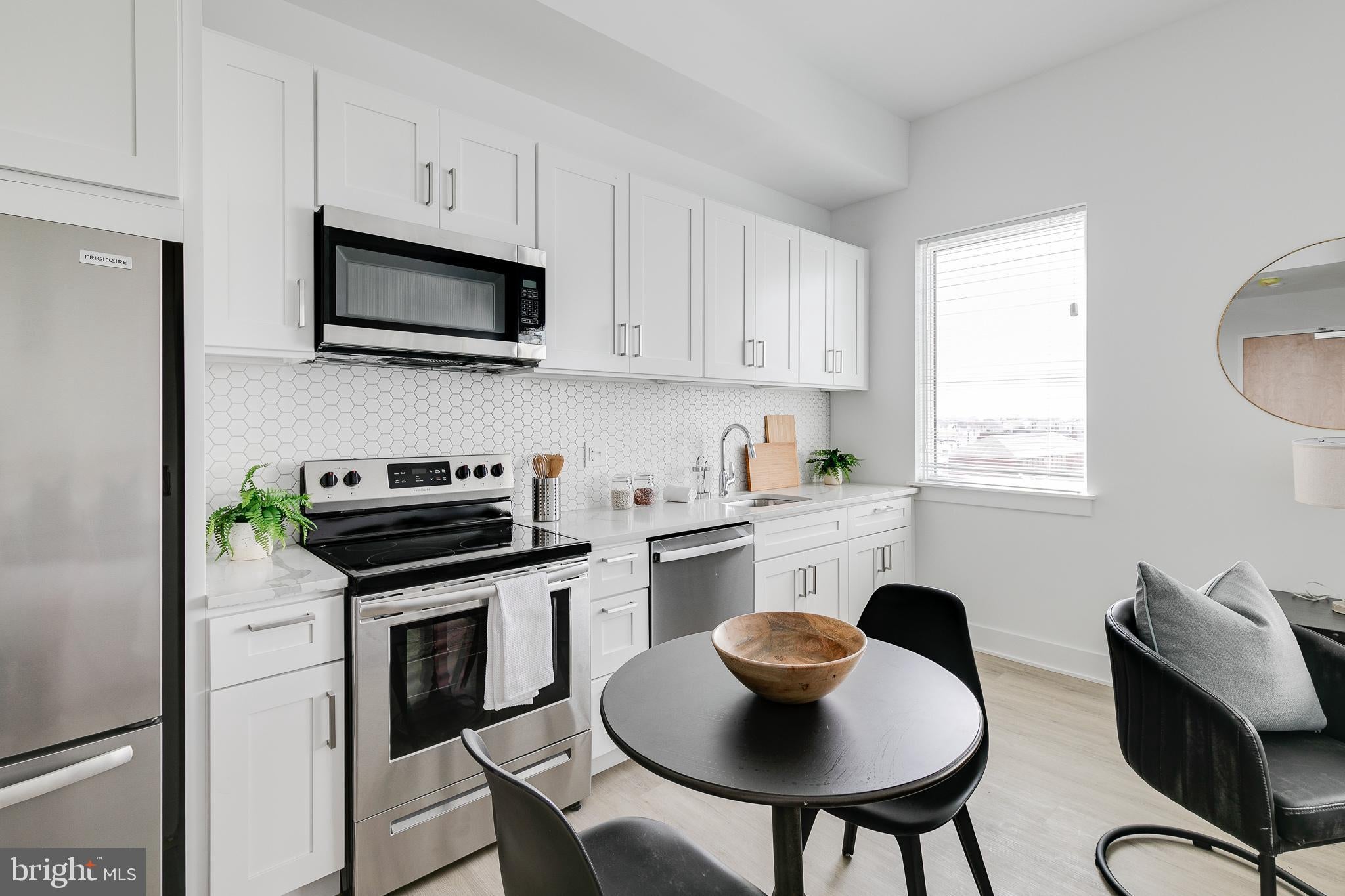 2201 WASHINGTON AVENUE UNIT 307