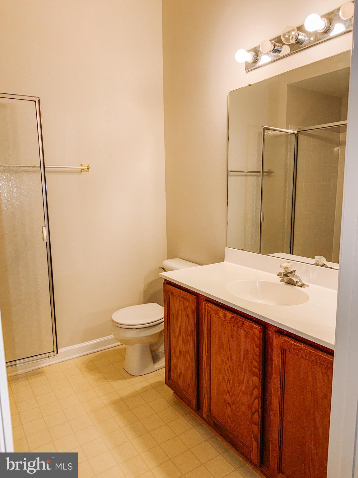 TURNBERRY VILLAGE - Residential Lease