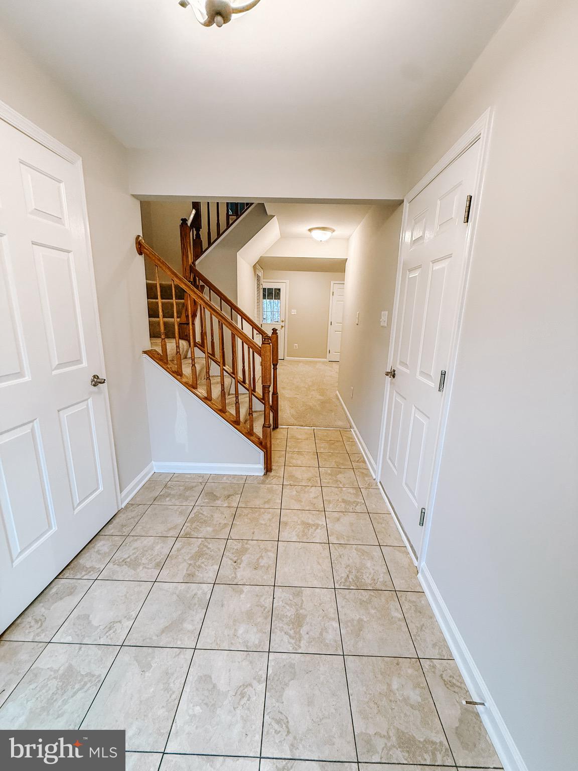 TURNBERRY VILLAGE - Residential Lease