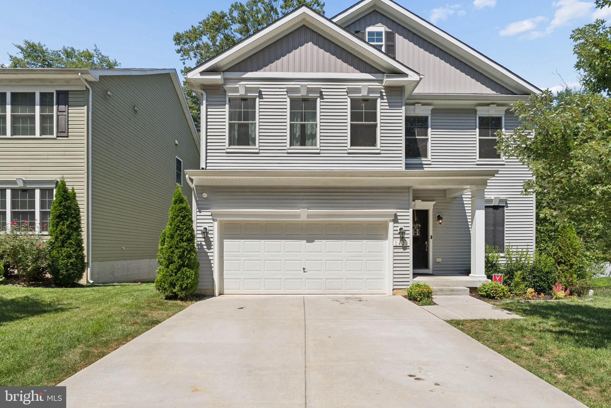 1420 CANOPY LANE