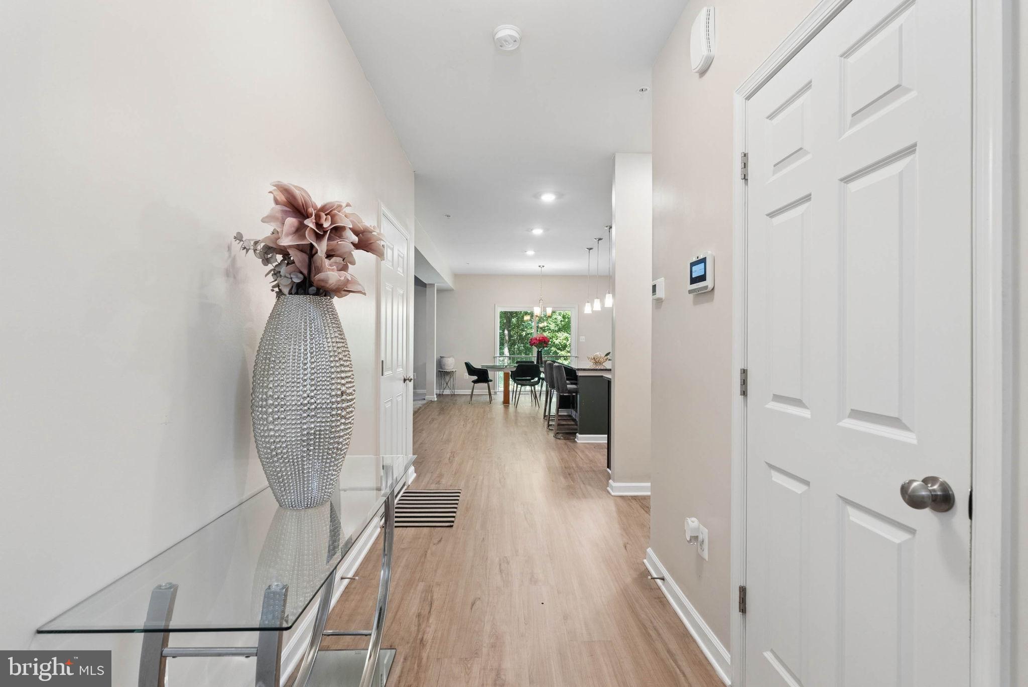 1420 CANOPY LANE