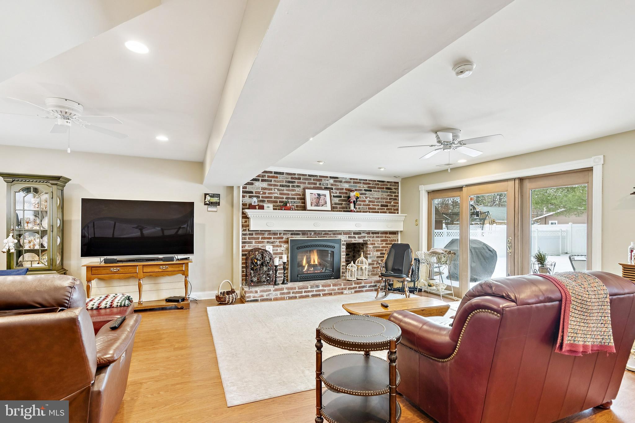 LAKE PINE - Residential