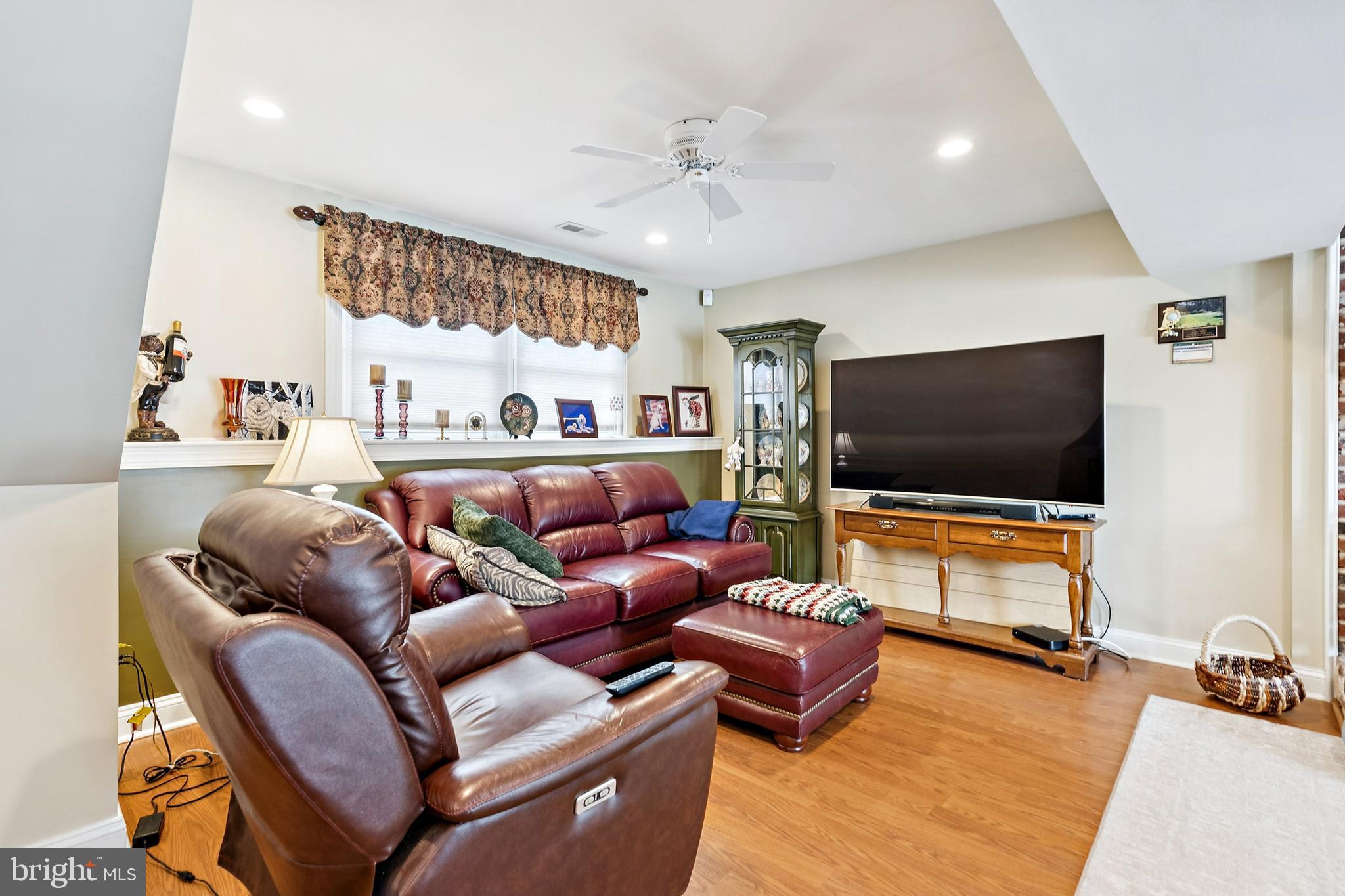 LAKE PINE - Residential