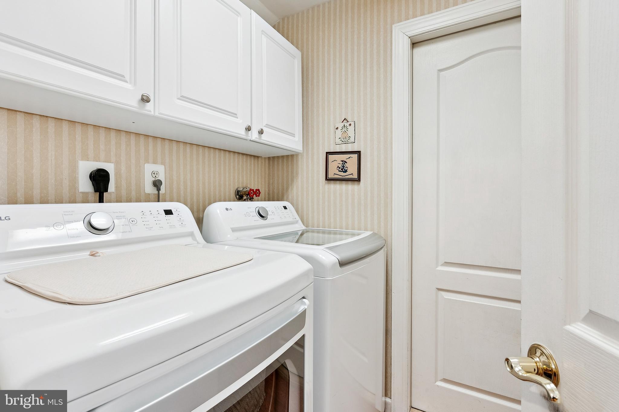 LAKE PINE - Residential