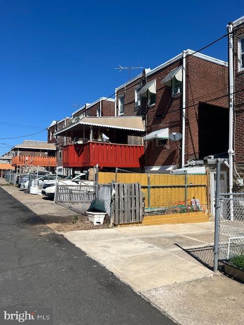 MAYFAIR - Residential