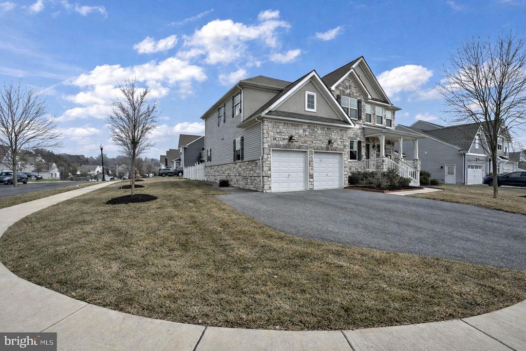 Photo of 101 Wayland Drive, LANDISVILLE, PA 17538 (MLS # PALA2074474)