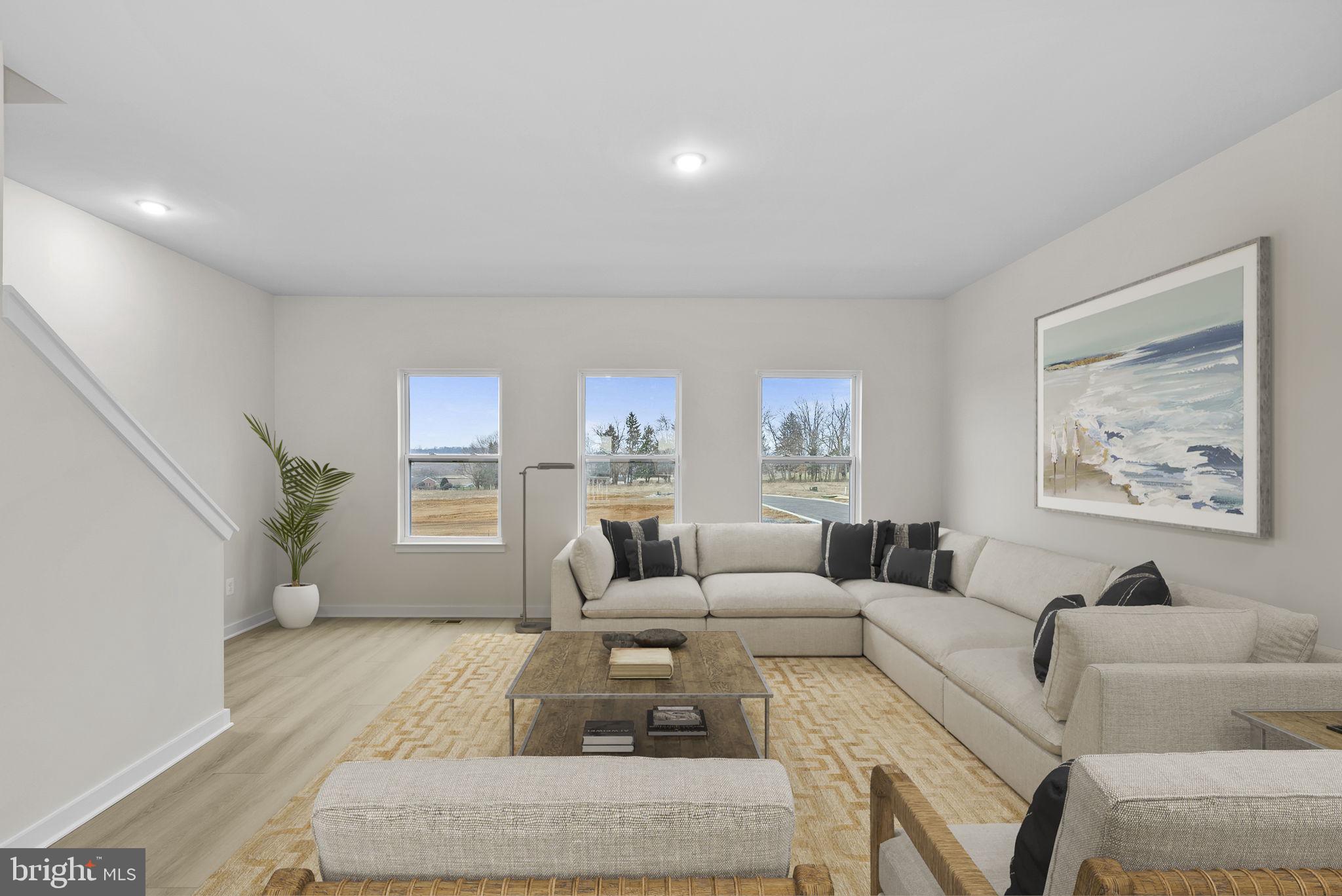 HUNTWELL WEST - Residential