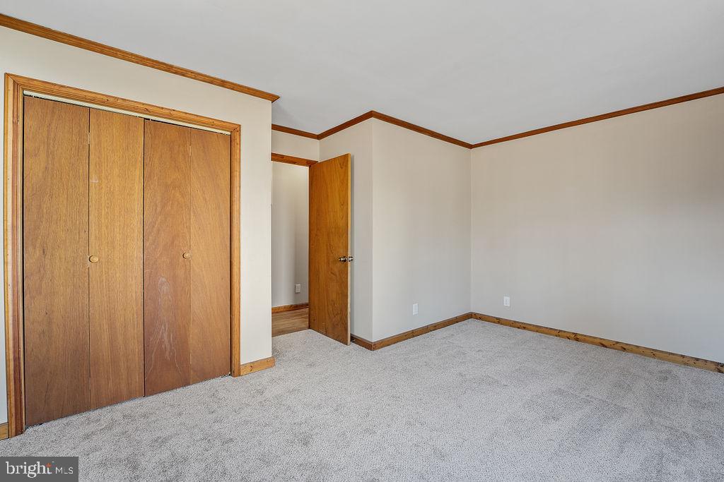 HIDDEN LAKE - Residential