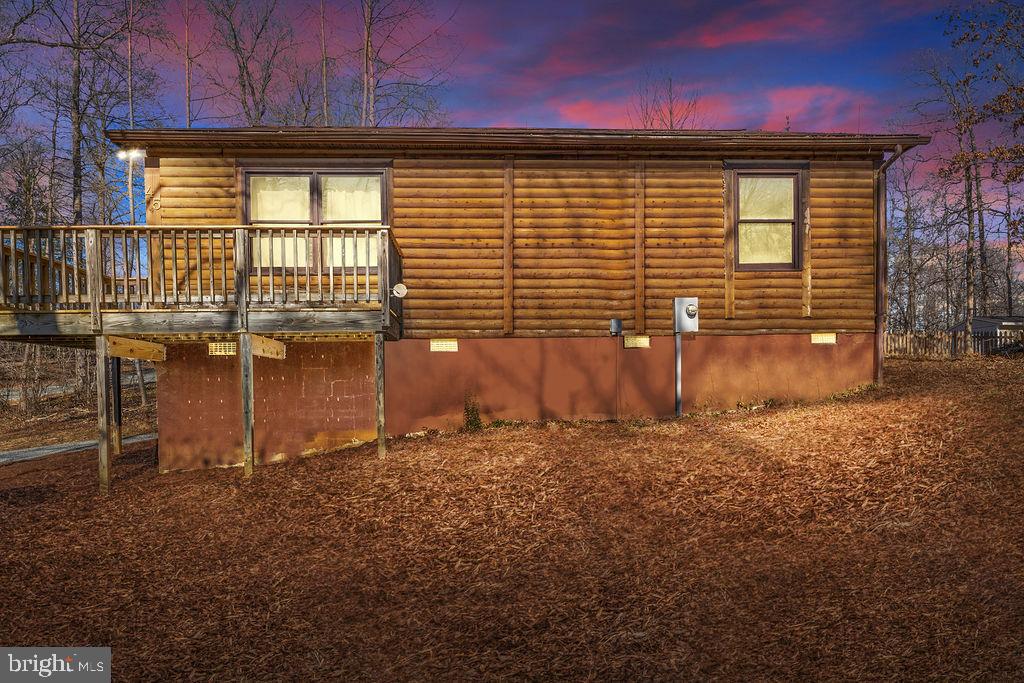 HIDDEN LAKE - Residential