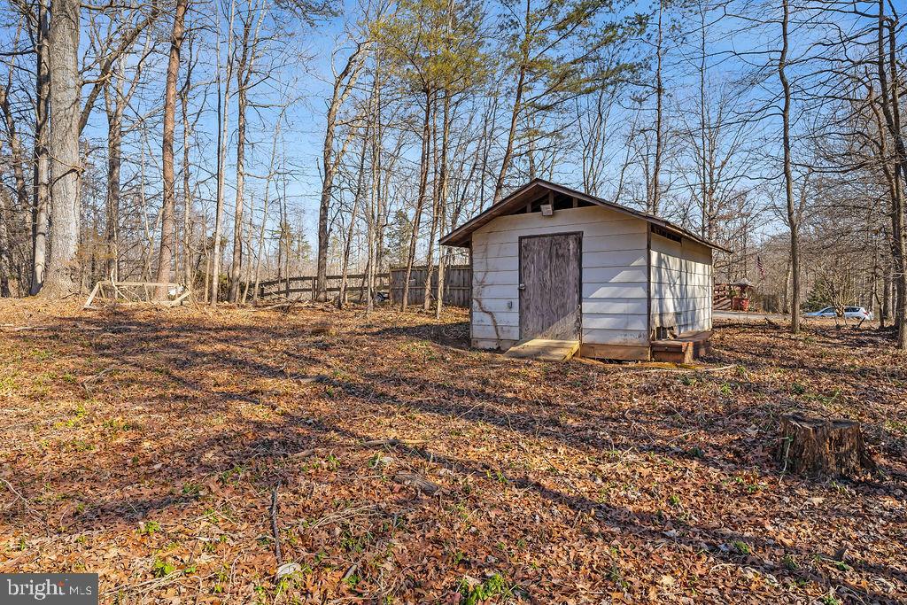 HIDDEN LAKE - Residential