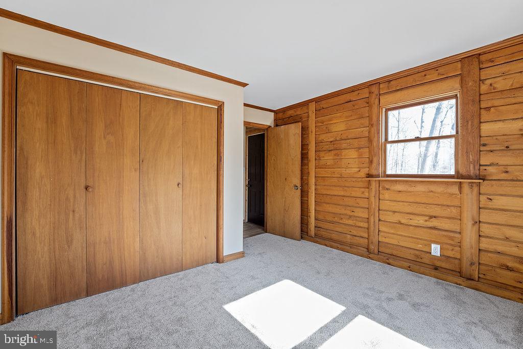 HIDDEN LAKE - Residential