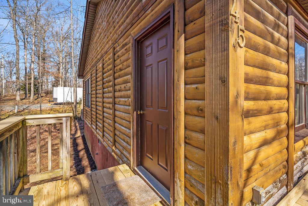 HIDDEN LAKE - Residential