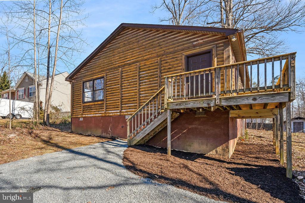 HIDDEN LAKE - Residential