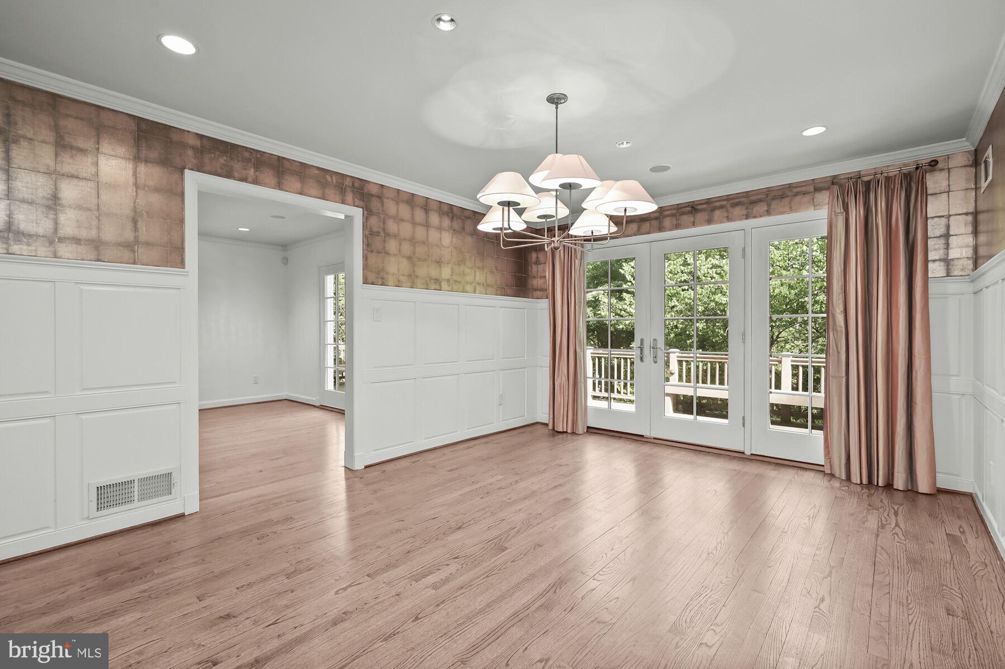 WESTMORELAND HILLS - Residential