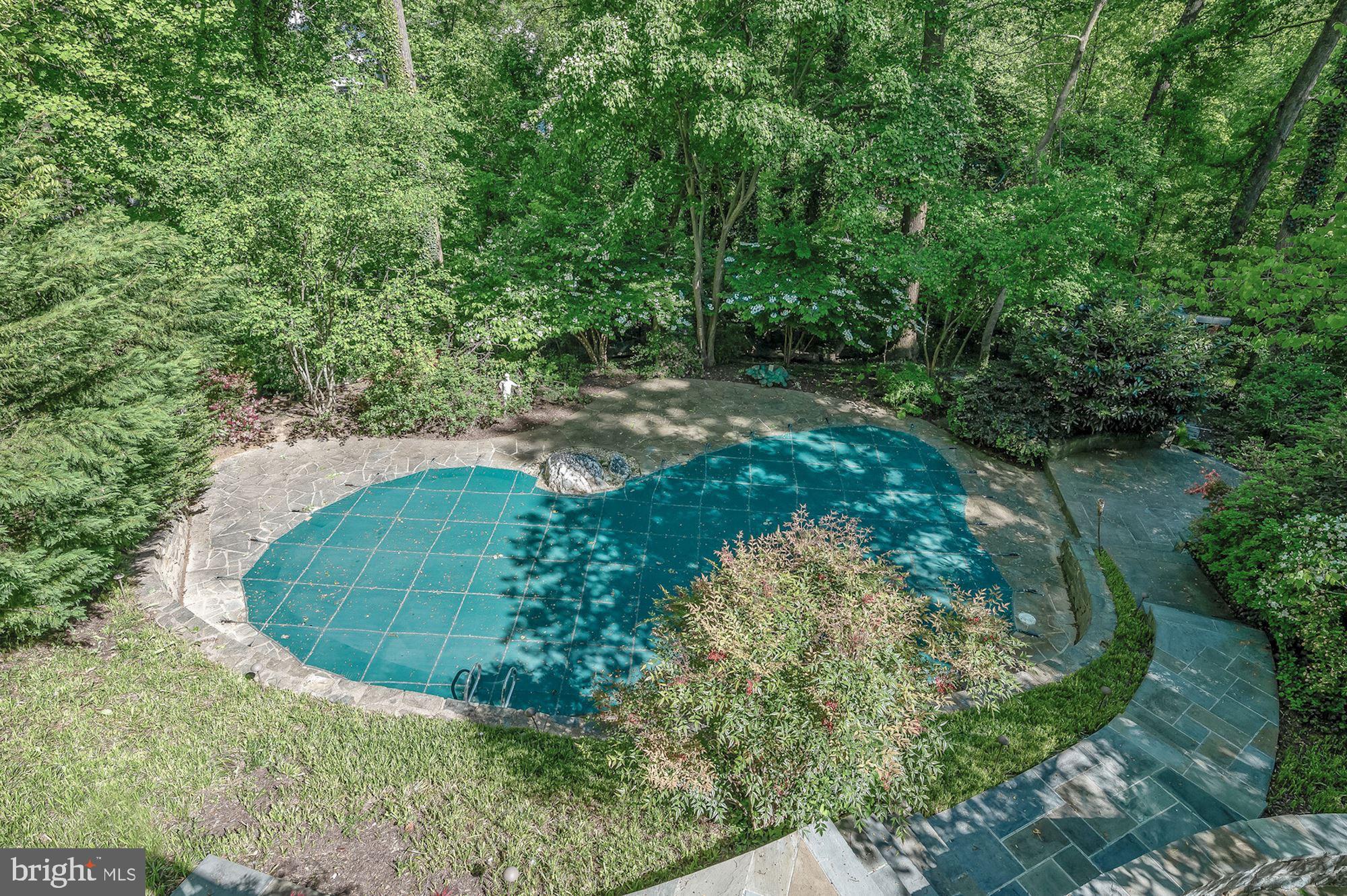 WESTMORELAND HILLS - Residential