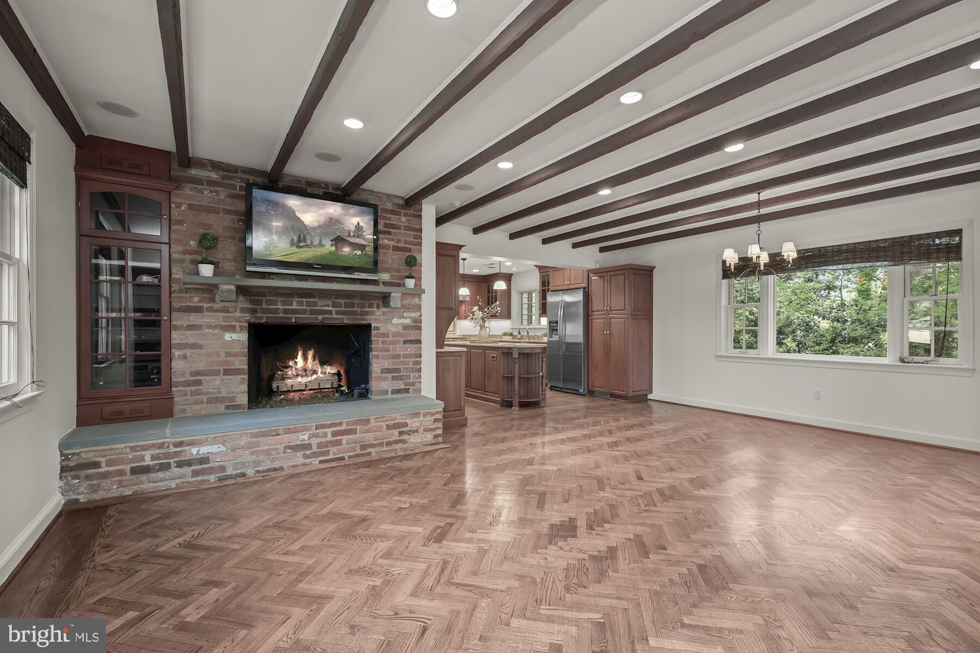 WESTMORELAND HILLS - Residential